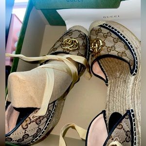 Gucci wedges